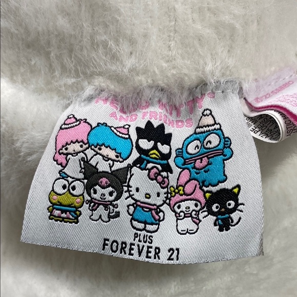 Hello Kitty Forever 21 White Fuzzy Shorts SZ 3X EUC cute comfy PJ - Picture 3 of 6